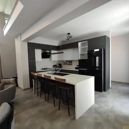 Super Delux 6-Bed Villa Brave 빌라