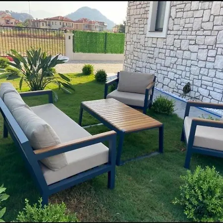 빌라 Super Delux 6-Bed Villa Brave 달리안