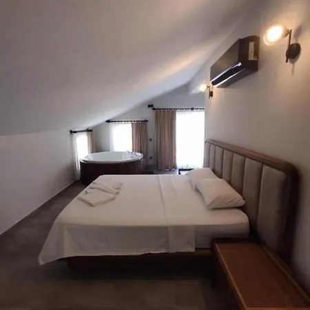 빌라 Super Delux 6-Bed Villa Brave